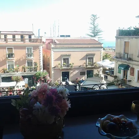 Apartment Center Taormina