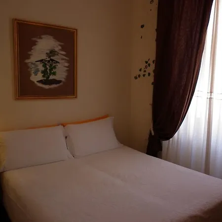 Center * Taormina