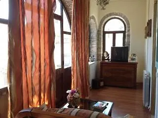 Center * Taormina