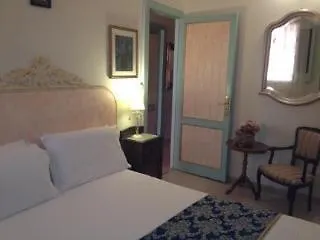 Apartment Center